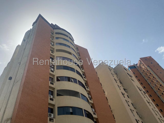 El Bosque Apartamento en venta ubicado en Valencia Carabobo cd 26-10321 ELOISA MEJIA