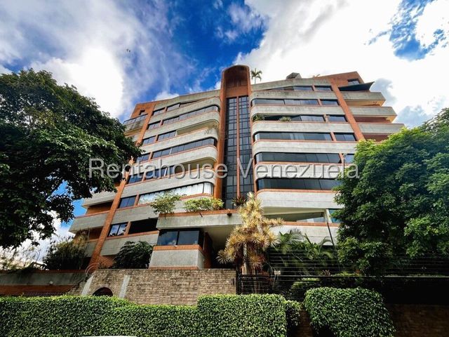 Alquiler Espectacular Apartamento Urb. Valle Arriba