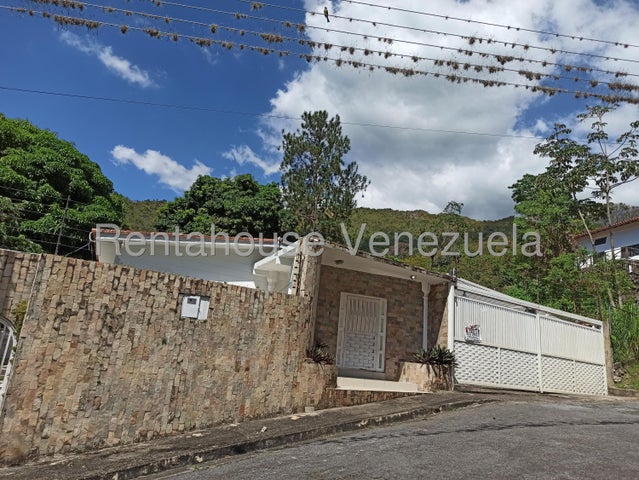 Casa en Venta Urbanizacion Privada El Castaño 25-1318