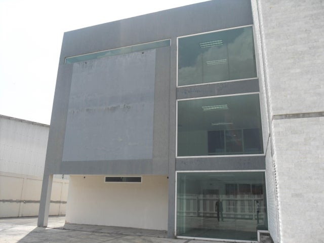 Monteserino Galpon en venta Ubicado en San Di