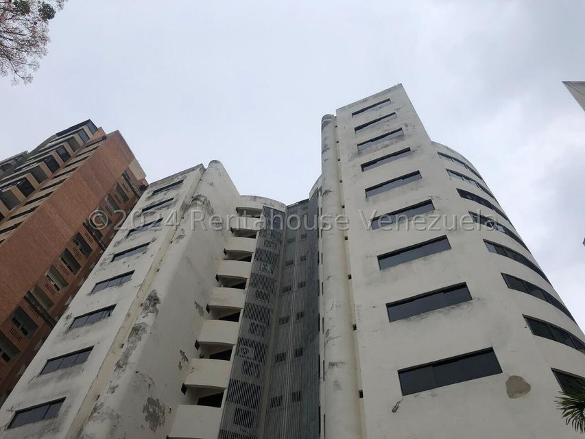24-17461 Apartamento en venta El Parral Valen