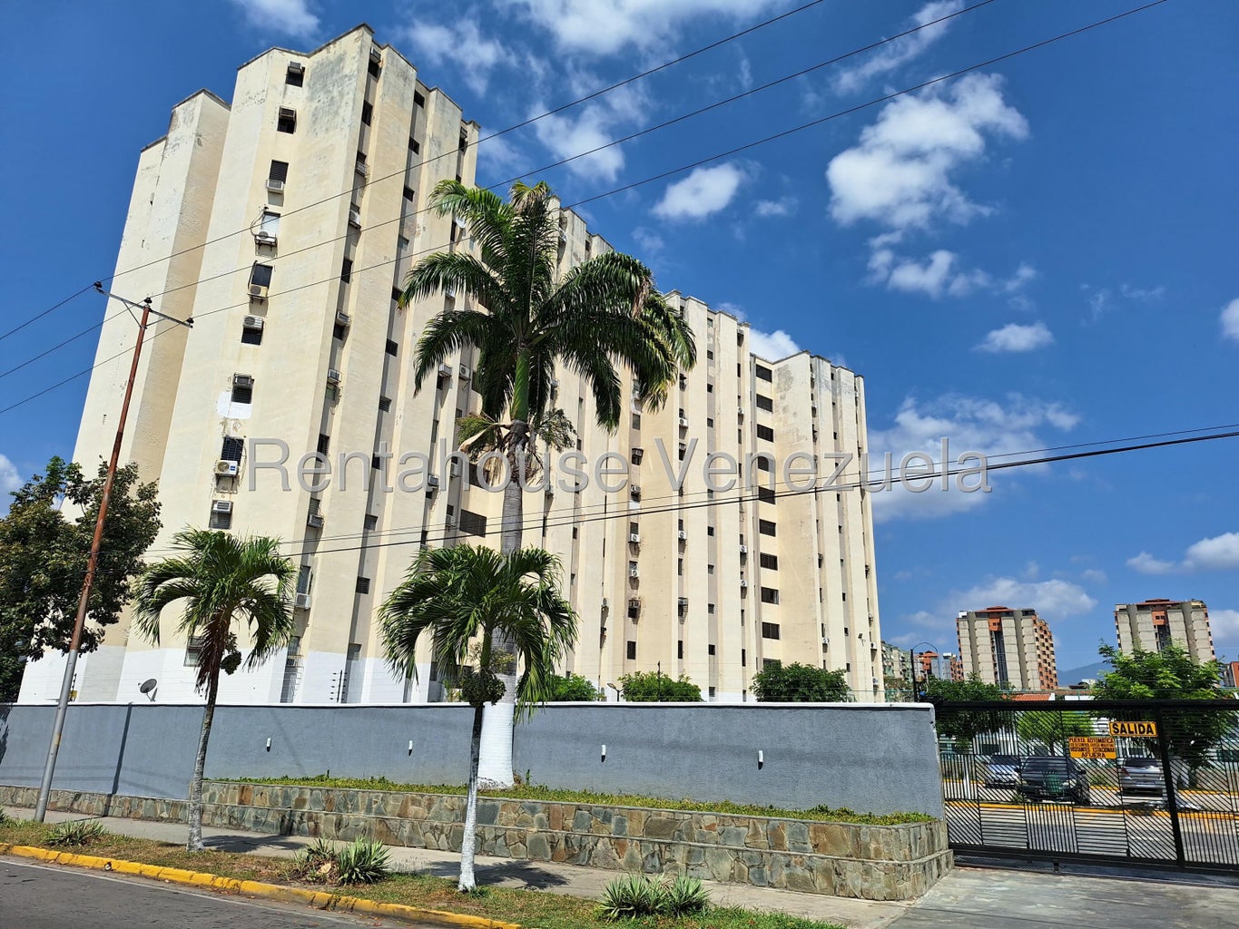 Apartamento en venta en la Granja Naguanagua 