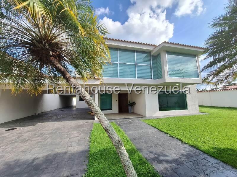 26-6496 Casa en venta Guataparo Country Club 