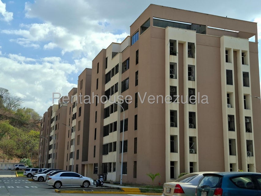 APARTAMENTO EN VENTA EN URB. SANTA ROSALIA CA