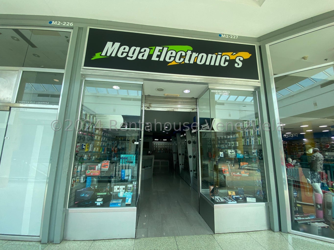 Local comercial venta C.C metrópolis San Die