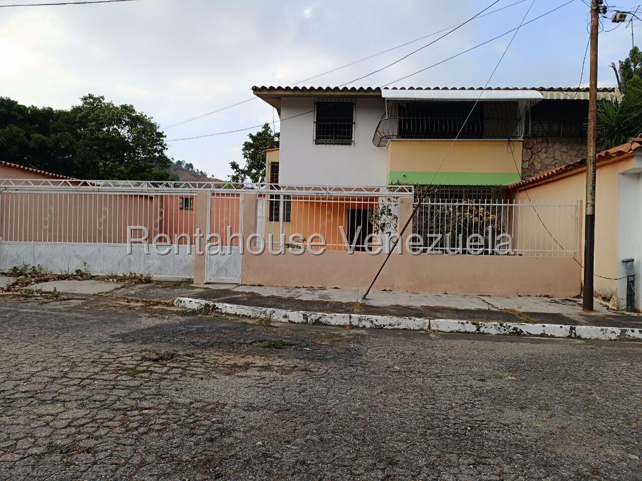 Casa de 242mts² en venta Urb La Campiña en 