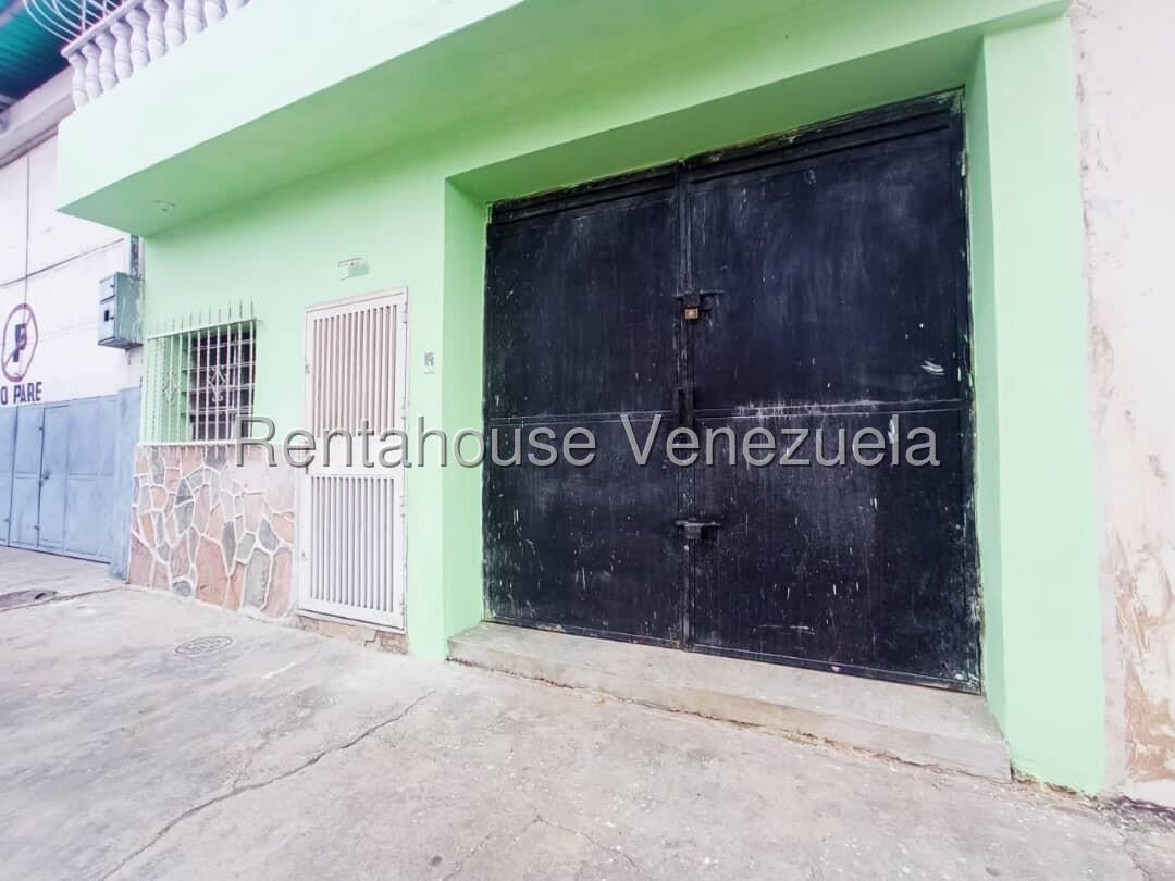 Casa en venta de 114mts² con Local Comercial