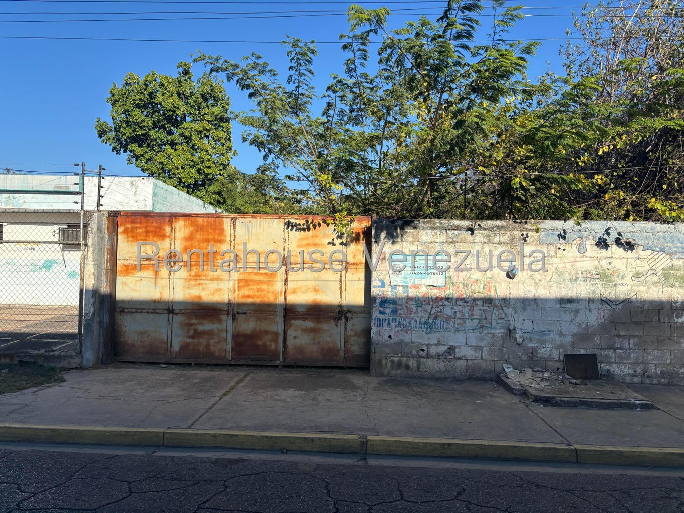 Terreno en venta de 723mts2 en zona de Guacar