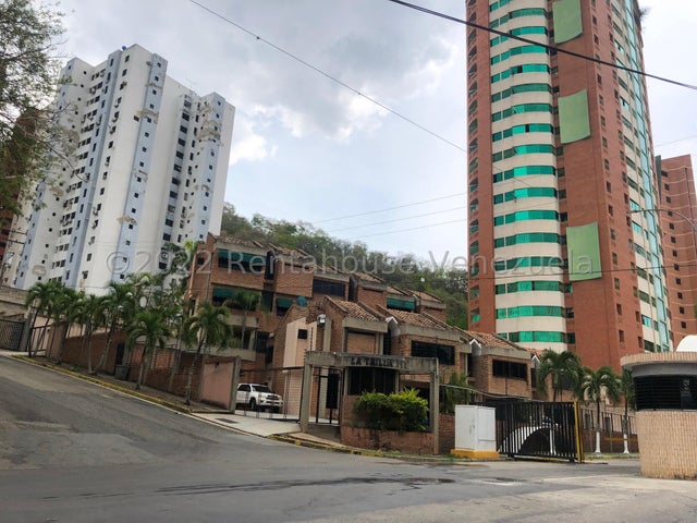 Townhouse en venta ubicado en Las Chimeneas V