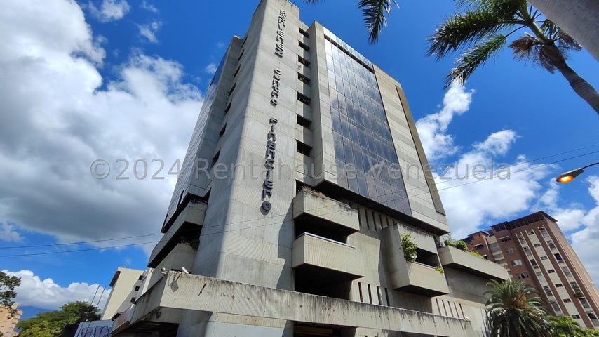 OFICINA EN ALQUILER URB. LAS DELICIA MARACAY 