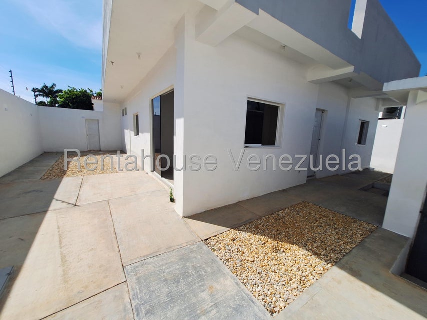 Casa en venta en Trigal Norte Valencia Carabo