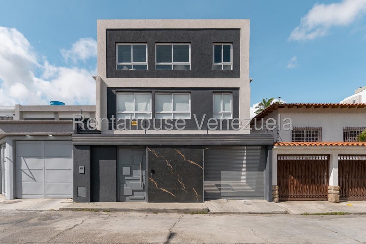  EN VENTA  SANTA EDUVIGIS #26-2821