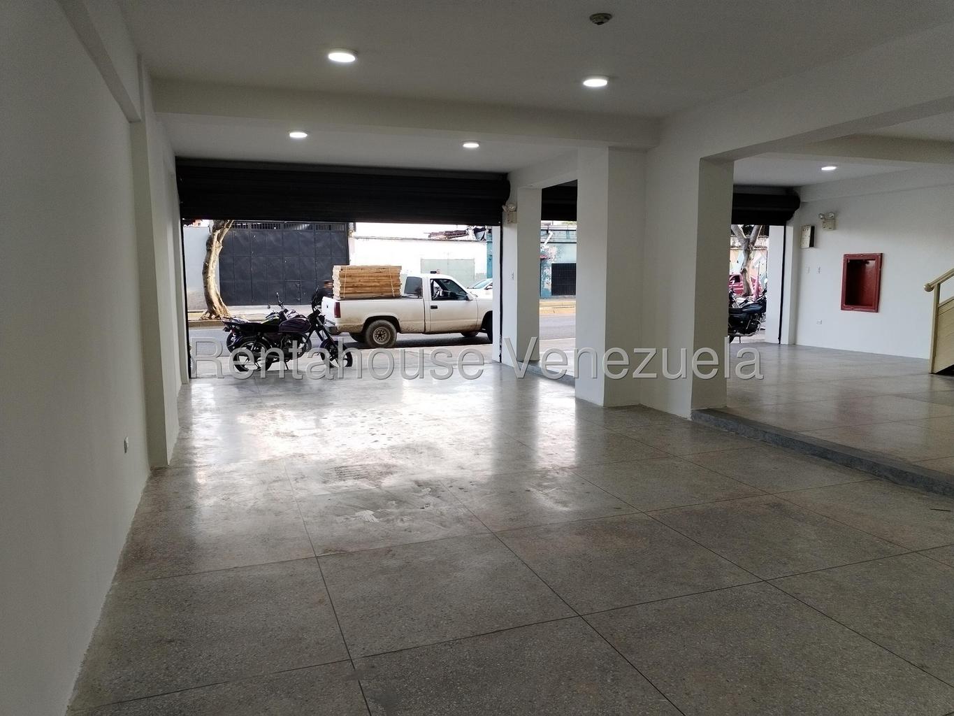 Av. Lara local comercial en alquiler en Valen