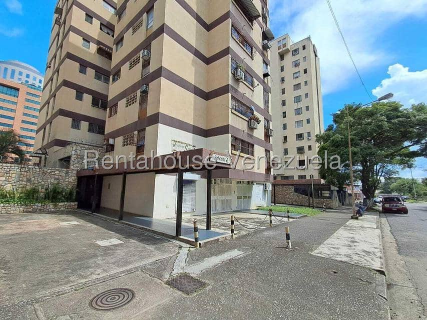 Local en alquiler en San José de tarbes Vale