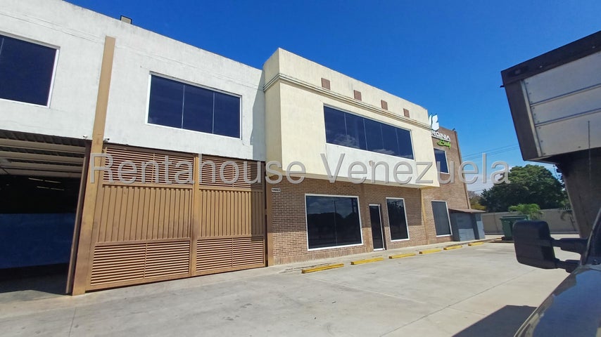Galpón 853m² Urbanización Industrial Casti